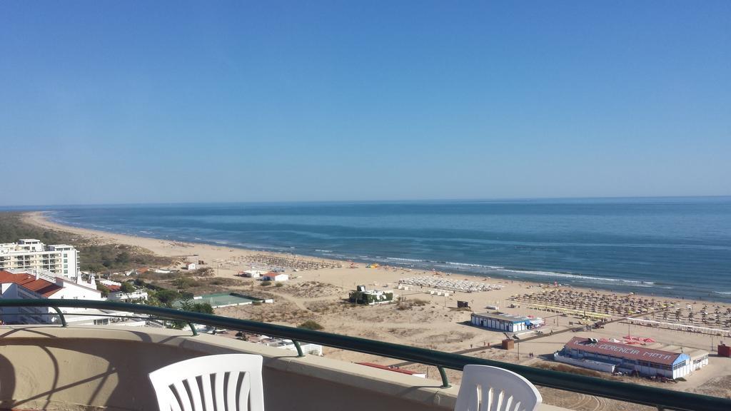One-Bedroom Apartment Sea View